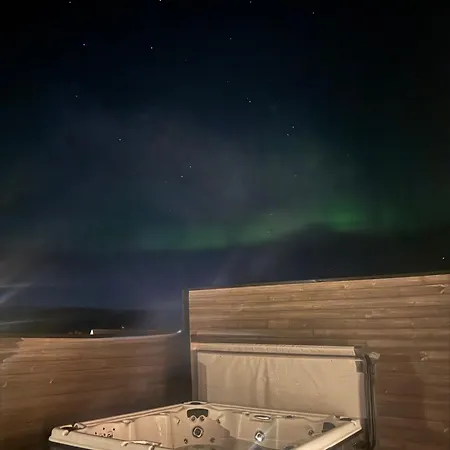 Realnorth Vip - 420m2 - Football Field Jacuzzi Billiards